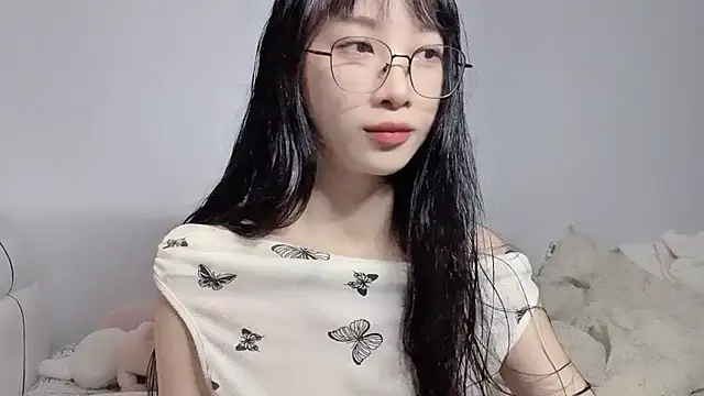 Snapshot of Lili-2 chatting on 07.03.26 Lili-2 online show from 07.03.26