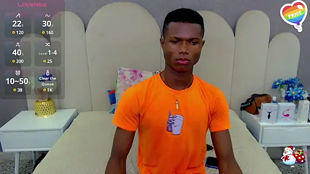 Snapshot of joel_blackcock chatting on 03.11.25 joel blackcock online show from 03.11.25