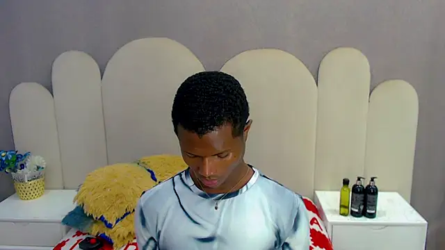 Snapshot of joel_blackcock chatting on 11.25.25 joel blackcock online show from 11.25.25