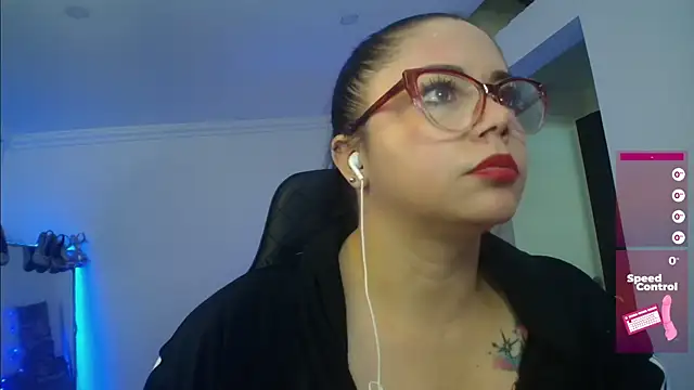 Snapshot of Madame_Shein_ chatting on 12.28.24 Madame Shein  online show from 12.28.24