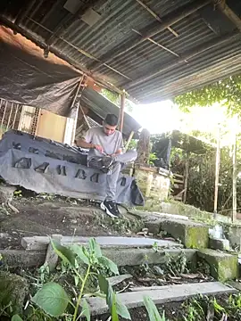 Jestebanano online show from 03.20.26