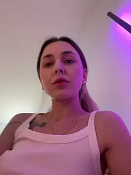 Sophie Enzo online show from 02.14.25