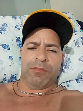 Snapshot of Marciogrei chatting on 12.27.24 Marciogrei online show from 12.27.24