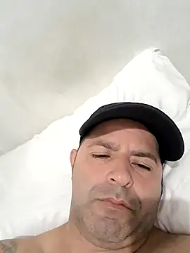 Snapshot of Marciogrei chatting on 10.16.25 Marciogrei online show from 10.16.25