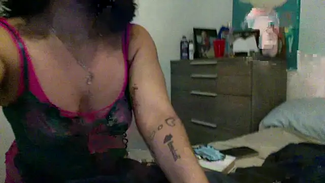 Snapshot of princessbaby777 chatting on 05.15.26 princessbaby777 online show from 05.15.26