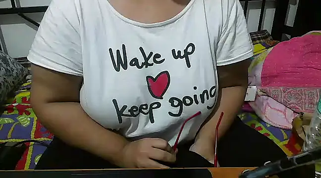 Queen of boobs01 online show from 01.28.25