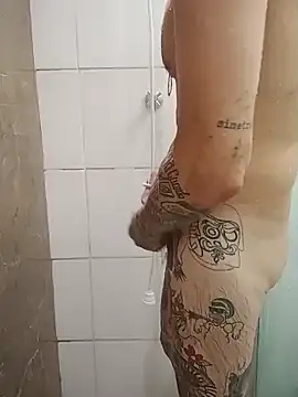 Snapshot of rolesexy chatting on 12.13.24 rolesexy online show from 12.13.24