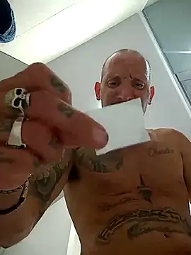 Snapshot of rolesexy chatting on 03.15.25 rolesexy online show from 03.15.25