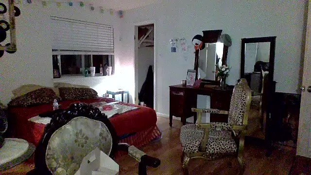 Snapshot of sophiarica chatting on 05.19.26 sophiarica online show from 05.19.26