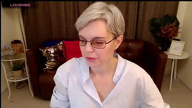 Cutie Erikaa1 online show from 03.07.25