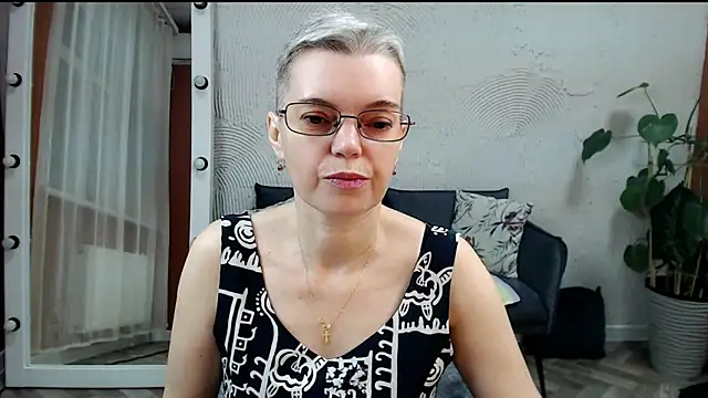 Cutie Erikaa1 online show from 11.20.25