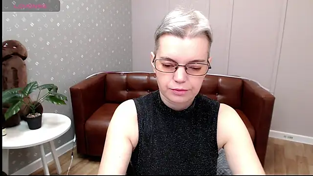 Cutie Erikaa1 online show from 12.05.25