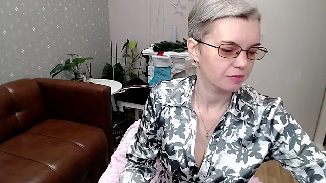 Snapshot of Cutie_Erikaa1 chatting on 01.16.26 Cutie Erikaa1 online show from 01.16.26