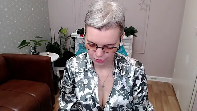 Snapshot of Cutie_Erikaa1 chatting on 01.18.26 Cutie Erikaa1 online show from 01.18.26