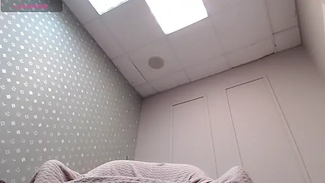 Snapshot of Cutie_Erikaa1 chatting on 03.02.26 Cutie Erikaa1 online show from 03.02.26