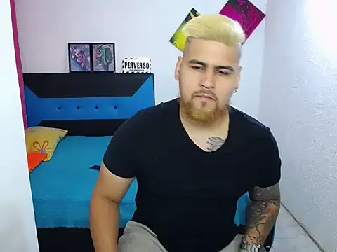 pitbullveryhot online show from 12.02.24