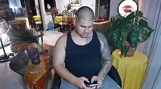 pitbullveryhot online show from 02.08.25