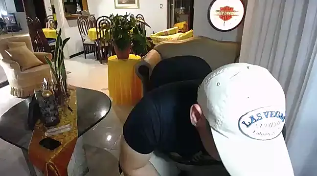 pitbullveryhot online show from 02.20.25