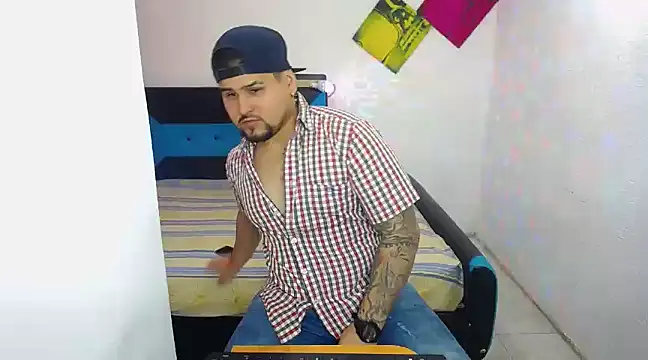 pitbullveryhot online show from 03.16.25