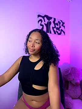 Snapshot of _africax chatting on 10.21.25  africax online show from 10.21.25
