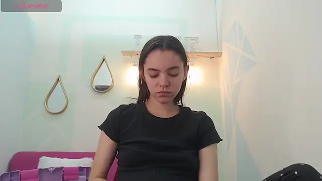 Mia-kalinfa online show from 02.04.25