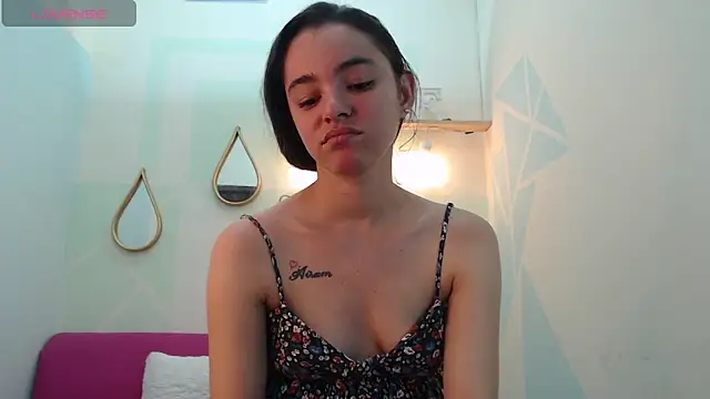 Mia-kalinfa online show from 03.05.25