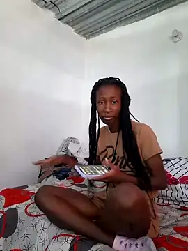 Snapshot of Cesar2501_ chatting on 01.20.25 Cesar2501 online show from 01.20.25