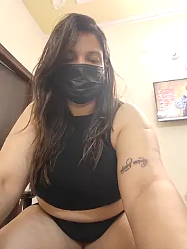 Snapshot of Archi-07 chatting on 03.20.25 Archi-07 online show from 03.20.25