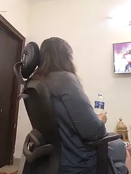 Snapshot of Archi-07 chatting on 03.22.25 Archi-07 online show from 03.22.25