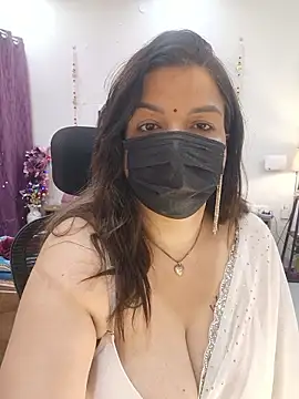 Snapshot of Archi-07 chatting on 03.17.26 Archi-07 online show from 03.17.26