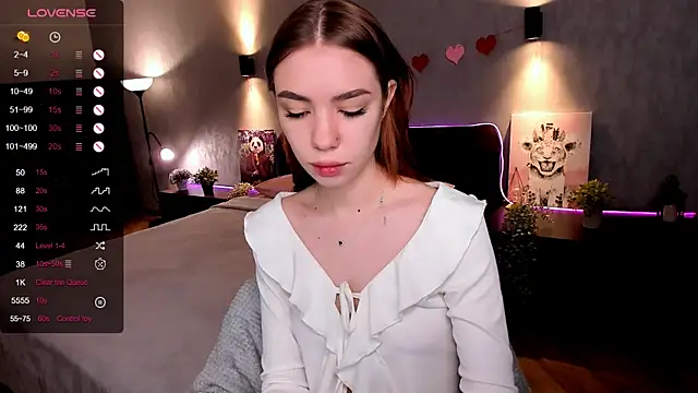 MilliBrown  online show from 09.12.25