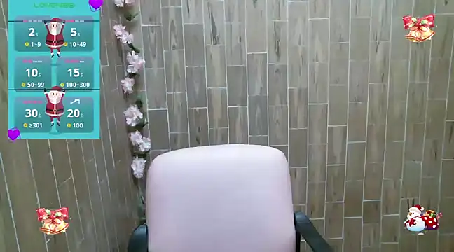 Snapshot of solyeria chatting on 12.26.24 solyeria online show from 12.26.24