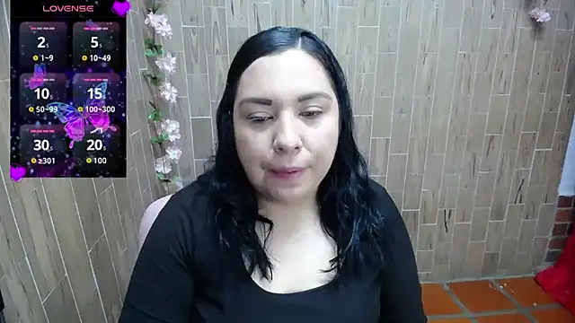 Snapshot of solyeria chatting on 02.06.25 solyeria online show from 02.06.25