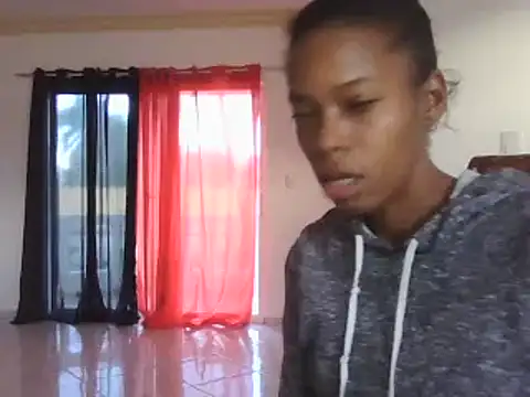 Snapshot of adele-33 chatting on 02.04.25 adele-33 online show from 02.04.25