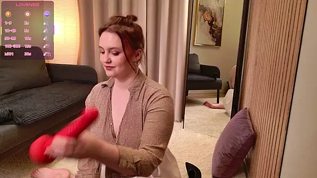 Lella Ryann  online show from 02.12.26