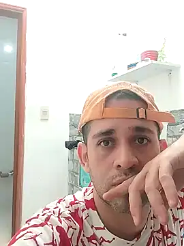 CRISTHIAN GREY01 online show from 12.22.24