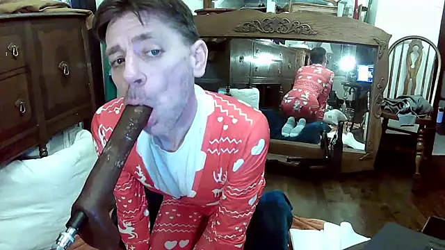 MaxJr8008 online show from 12.04.25