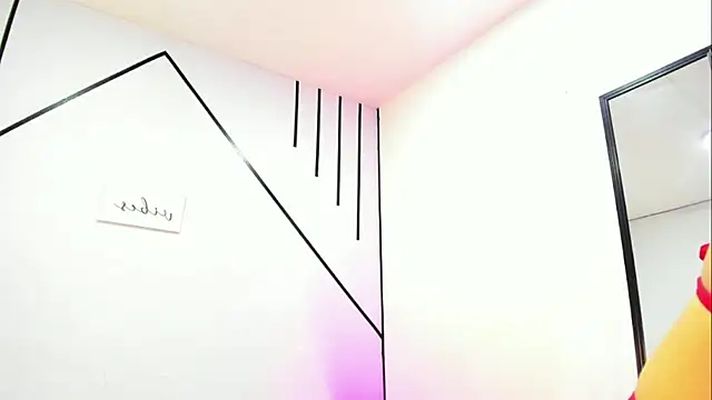 LisaWhite  online show from 11.10.25