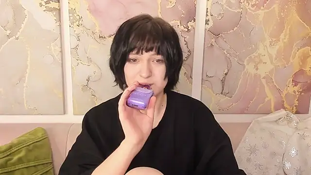 fiamoory online show from 12.05.25