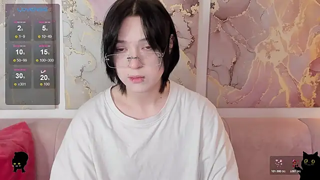 fiamoory online show from 04.04.26