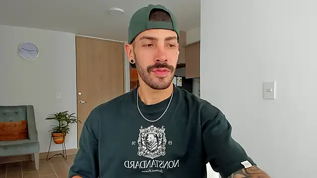 Guyinthemountain online show from 12.25.24