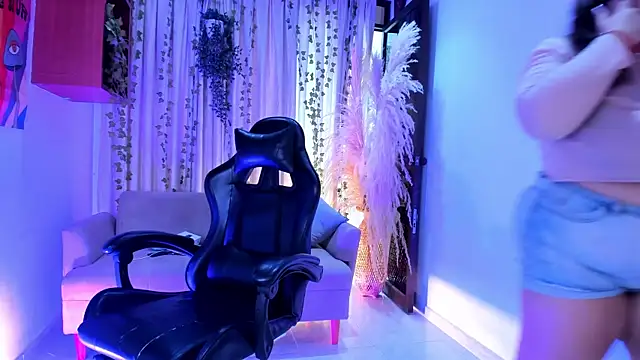 JulietaKane online show from 05.25.26