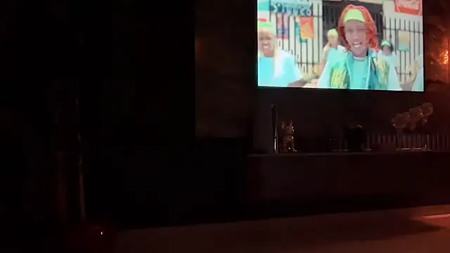 leaxoxo online show from 01.04.25