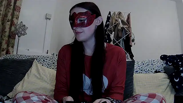 LexiSnowUK online show from 01.08.26