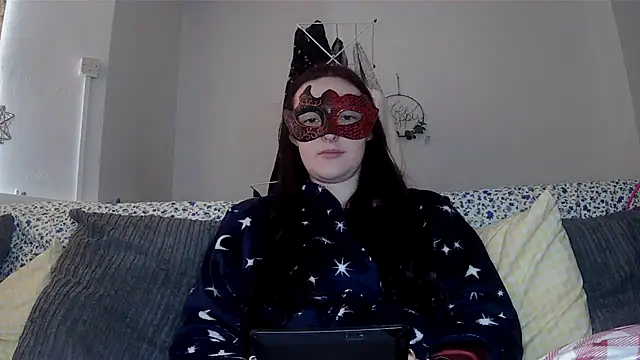 LexiSnowUK online show from 01.14.26