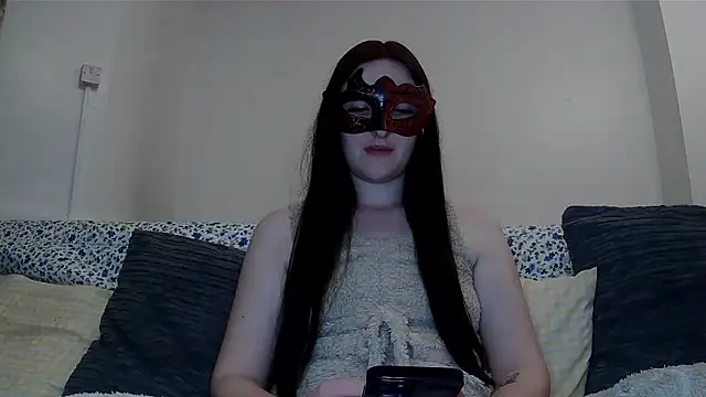 LexiSnowUK online show from 03.25.26