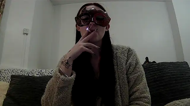 LexiSnowUK online show from 03.26.26