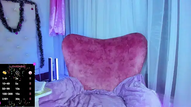  jade white  online show from 12.20.24