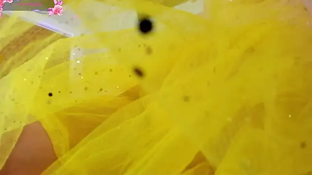  jade white  online show from 03.03.25