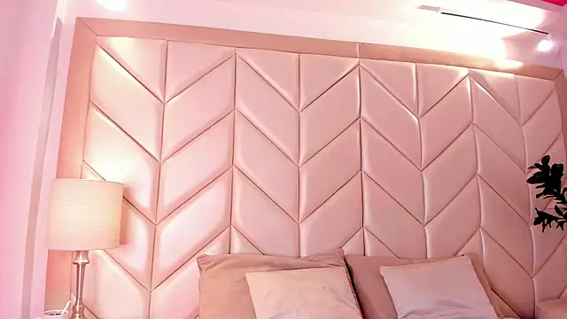 NairobiLee online show from 04.16.26